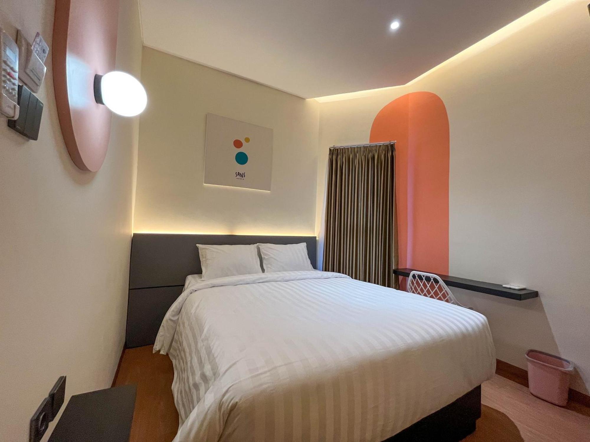 Sans Hotel Premiere Majapahit 三宝垄 外观 照片