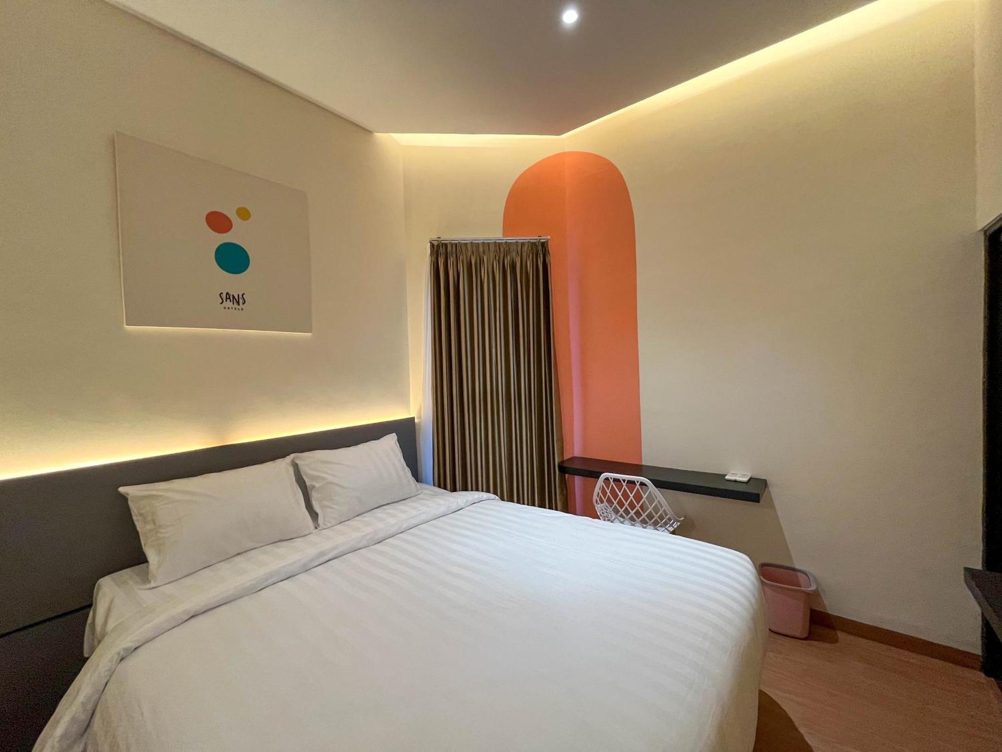 Sans Hotel Premiere Majapahit 三宝垄 外观 照片