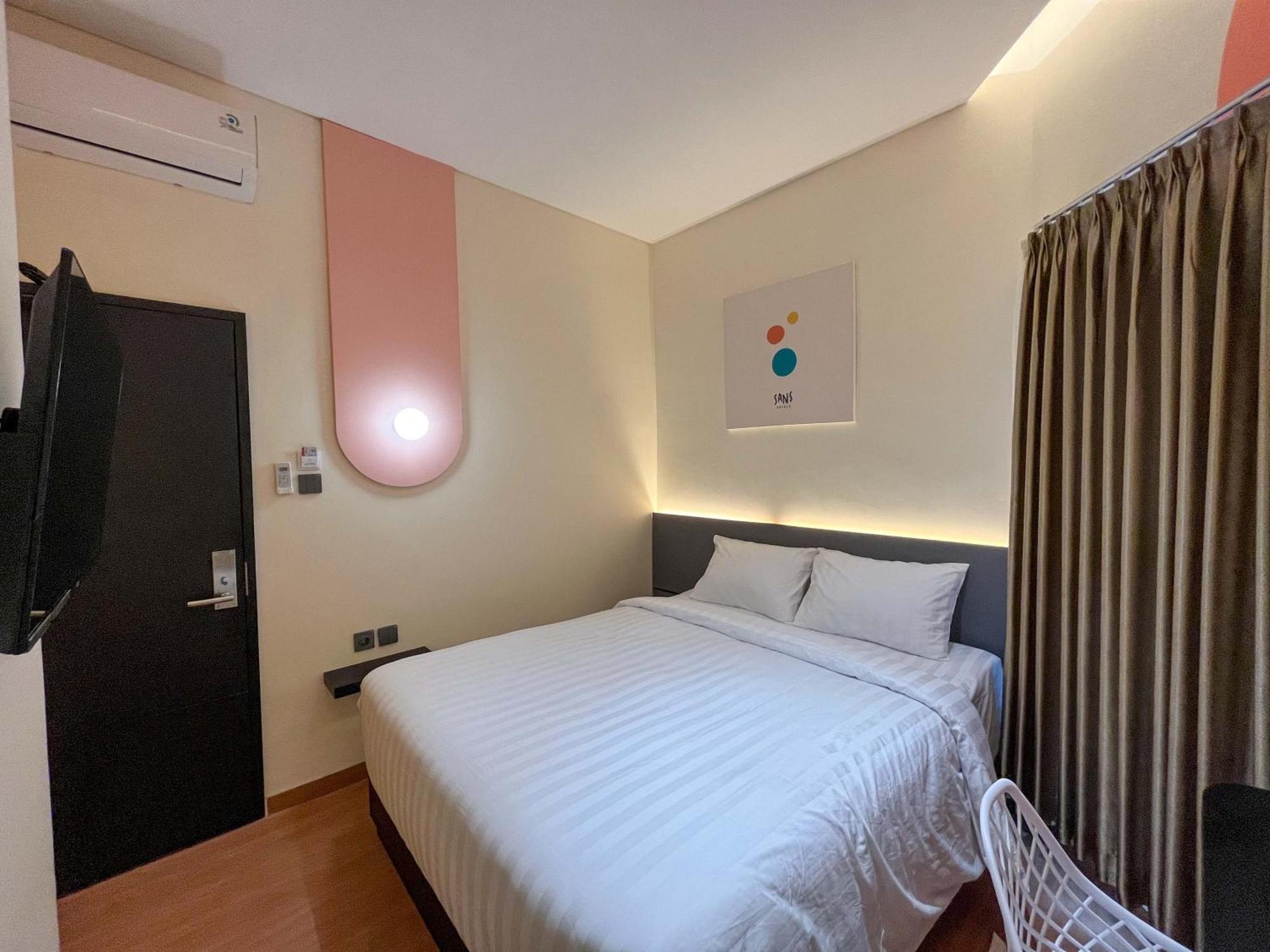 Sans Hotel Premiere Majapahit 三宝垄 外观 照片